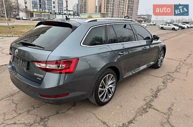 Універсал Skoda Superb 2018 в 