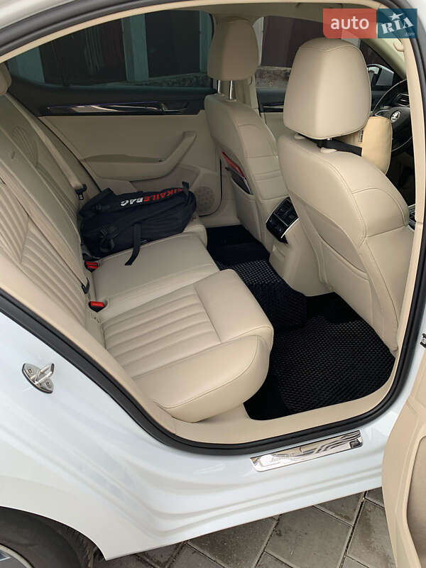 Лифтбек Skoda Superb 2018 в Вознесенске фото 12 Лифтбек Skoda Superb 2018 в Вознесенске