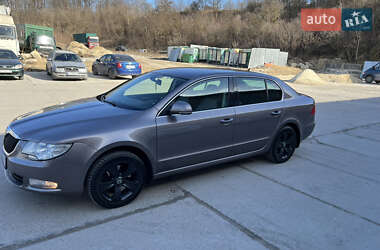 Лифтбек Skoda Superb 2010 в Тернополе