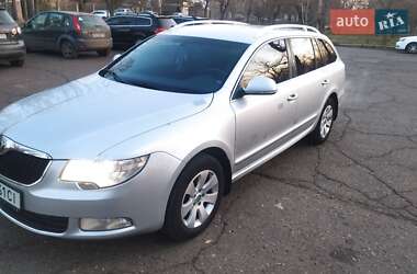 Универсал Skoda Superb 2013 в Николаеве