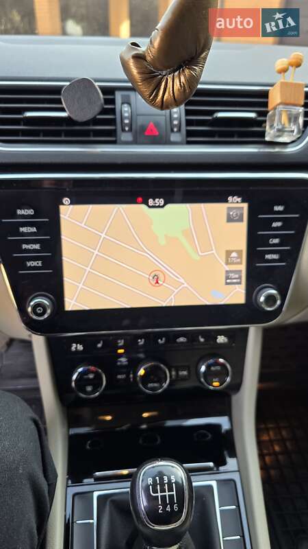 Универсал Skoda Superb 2018 в Белой Церкви