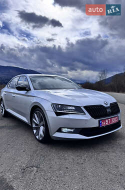 Лифтбек Skoda Superb 2017 в 