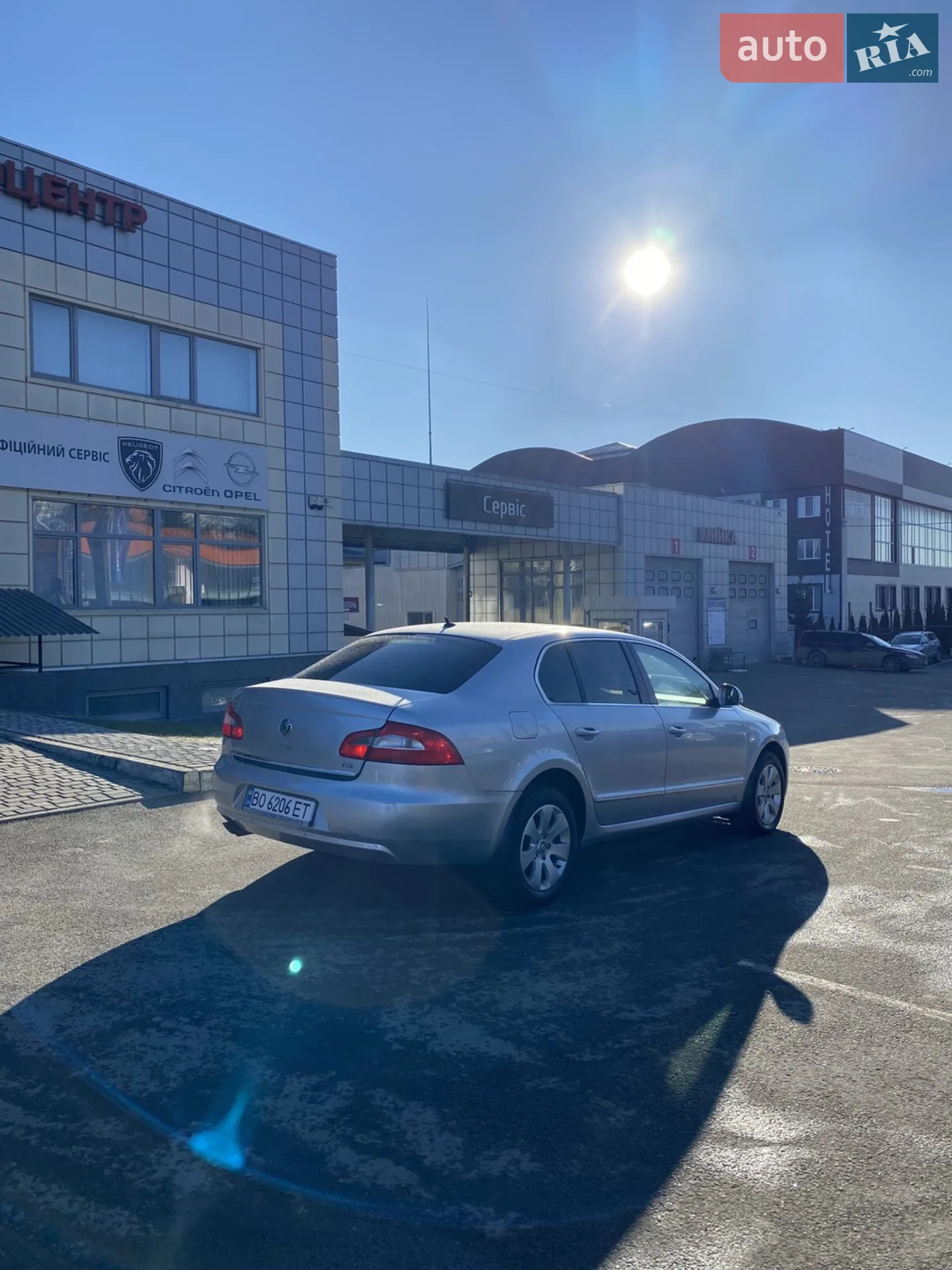 2010 Skoda Superb - мініатюра 7