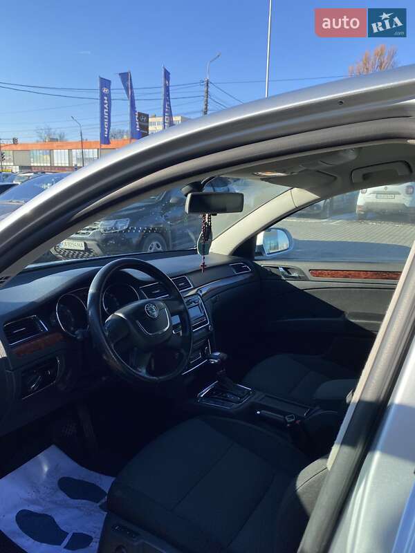 Ліфтбек Skoda Superb 2010 в Тернополі