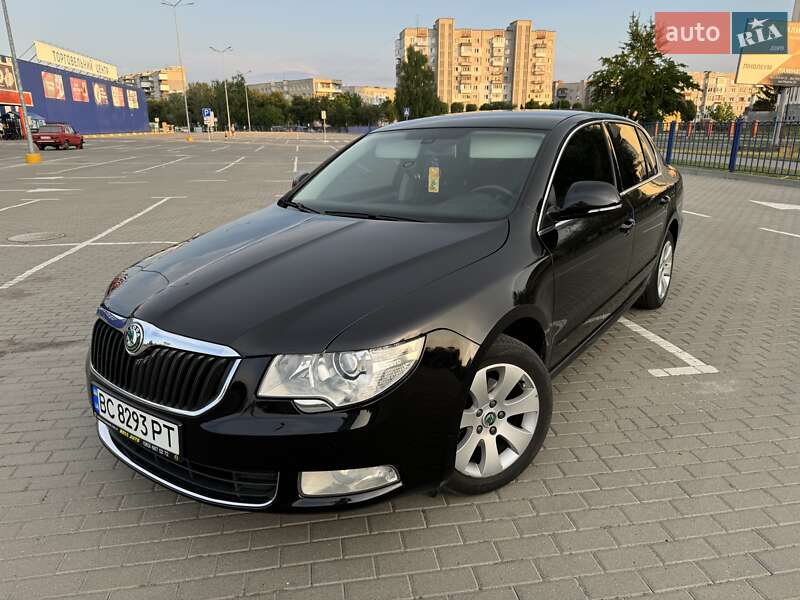 Лифтбек Skoda Superb 2011 в Червонограде