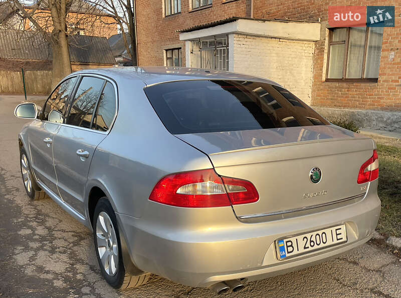 Лифтбек Skoda Superb 2012 в Миргороде
