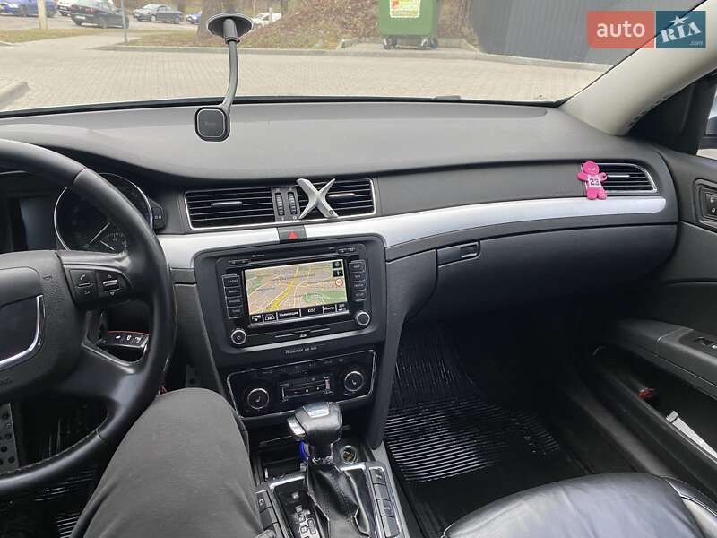 Универсал Skoda Superb 2011 в Львове