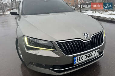 Лифтбек Skoda Superb 2016 в Самборе