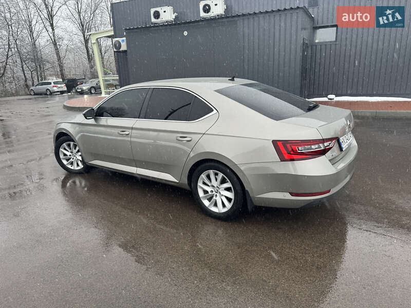 Лифтбек Skoda Superb 2016 в Самборе фото 9 Лифтбек Skoda Superb 2016 в Самборе