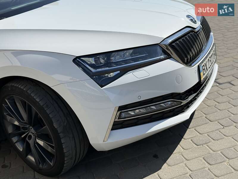Універсал Skoda Superb 2020 в Хмельницькому