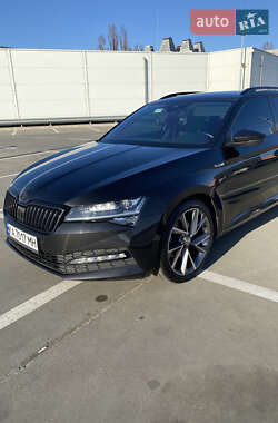 Універсал Skoda Superb 2020 в 