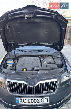 Универсал Skoda Superb 2015 в 