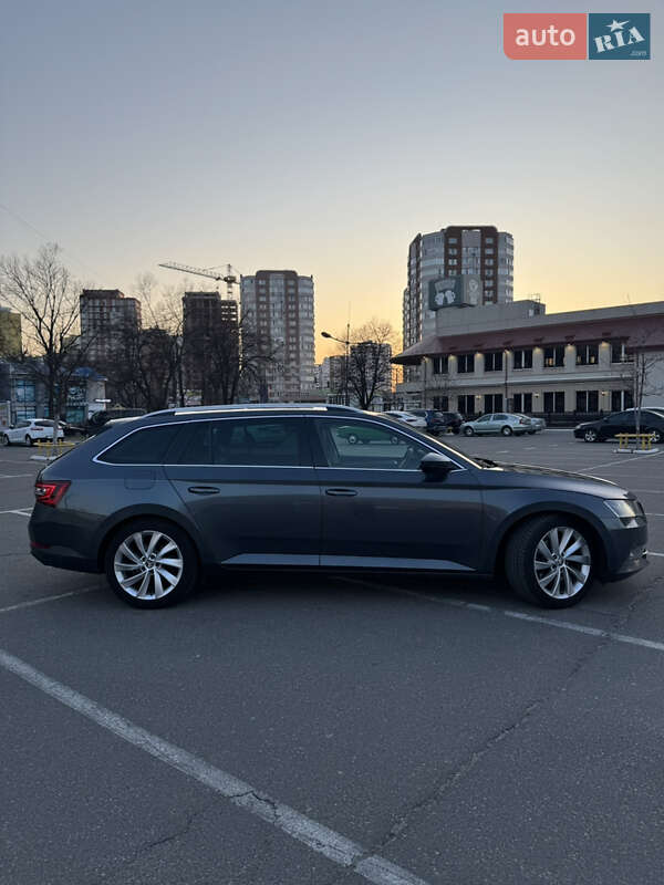 Универсал Skoda Superb 2016 в Броварах