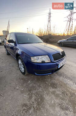 Лифтбек Skoda Superb 2003 в Львове