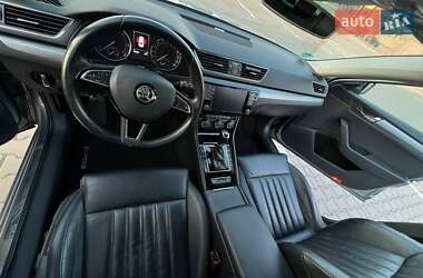 Лифтбек Skoda Superb 2015 в 