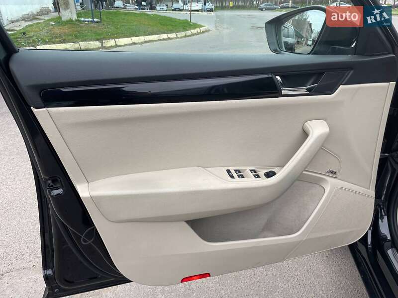 Универсал Skoda Superb 2016 в Николаеве