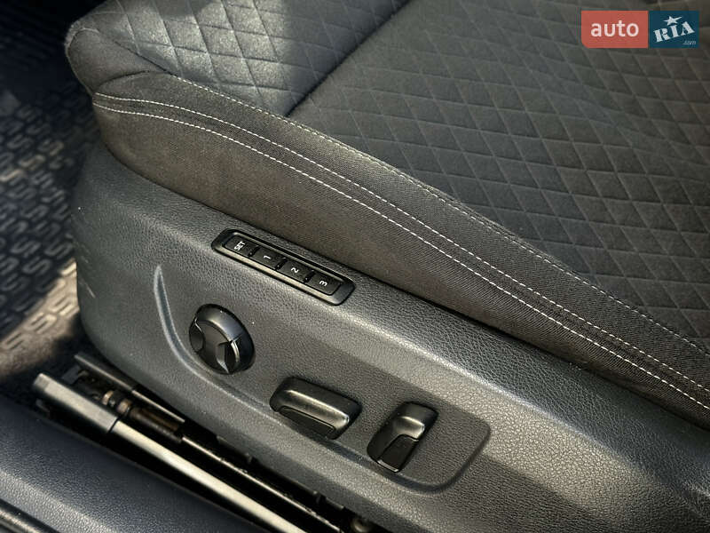 Лифтбек Skoda Superb 2019 в Ужгороде