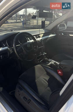 Універсал Skoda Superb 2010 в 