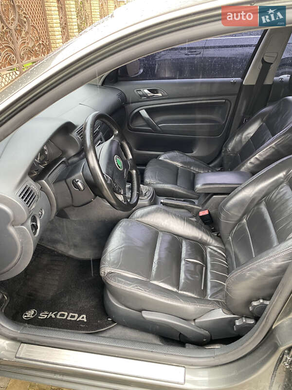 Ліфтбек Skoda Superb 2007 в Сваляві