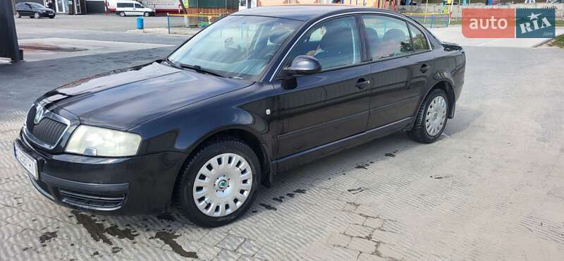 Лифтбек Skoda Superb 2006 в Львове