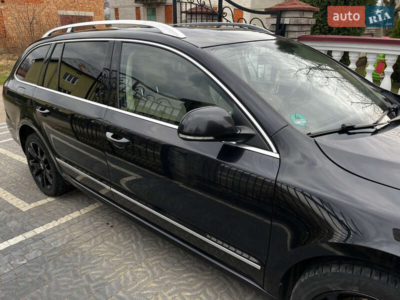 Универсал Skoda Superb 2011 в Стрые