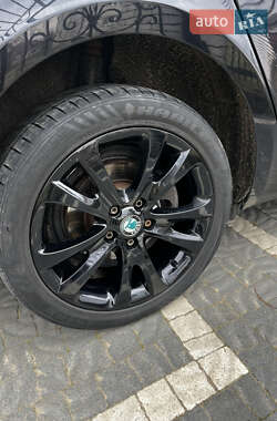Універсал Skoda Superb 2011 в 