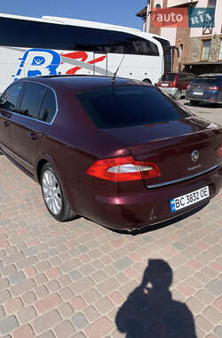 Лифтбек Skoda Superb 2008 в 
