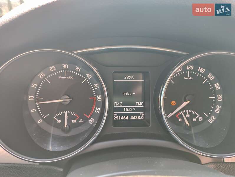 Универсал Skoda Superb 2013 в Шепетовке