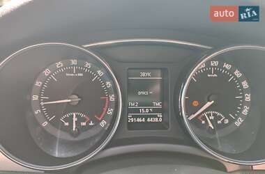 Універсал Skoda Superb 2013 в 