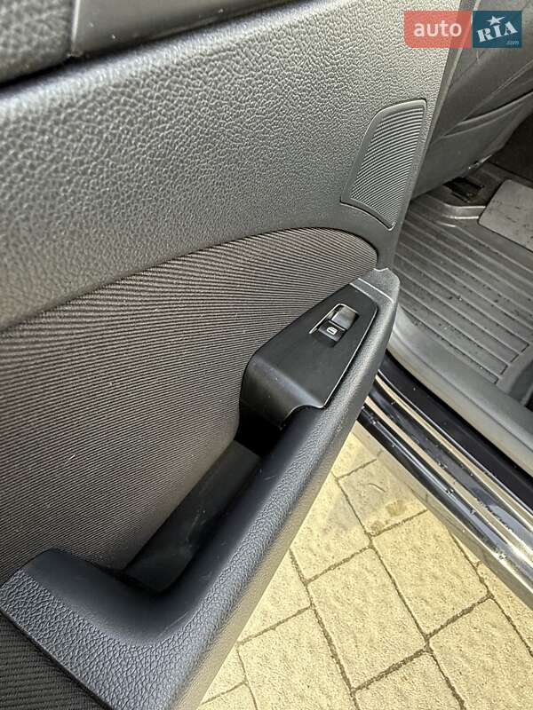 Лифтбек Skoda Superb 2013 в Стрые