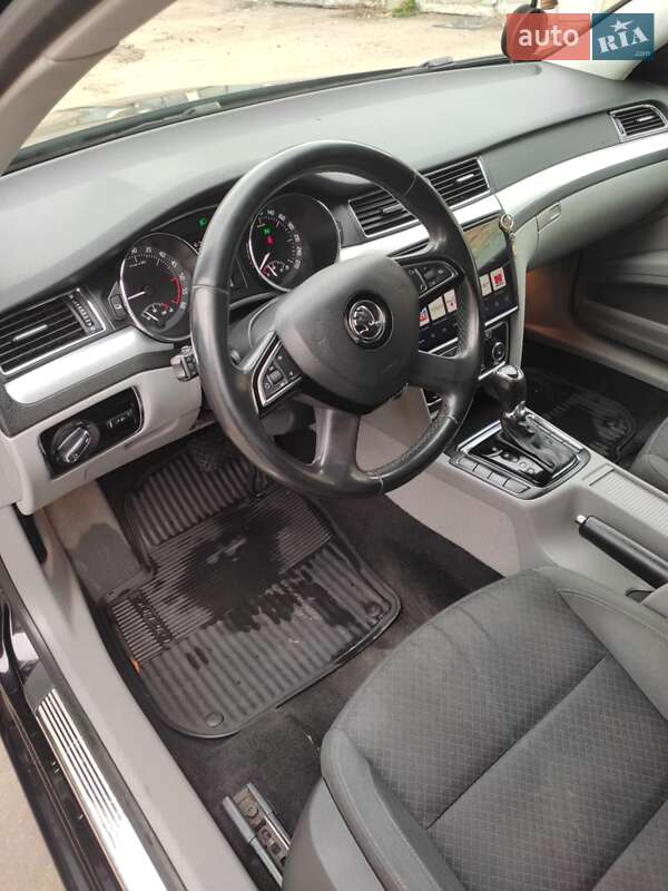 Універсал Skoda Superb 2014 в Львові