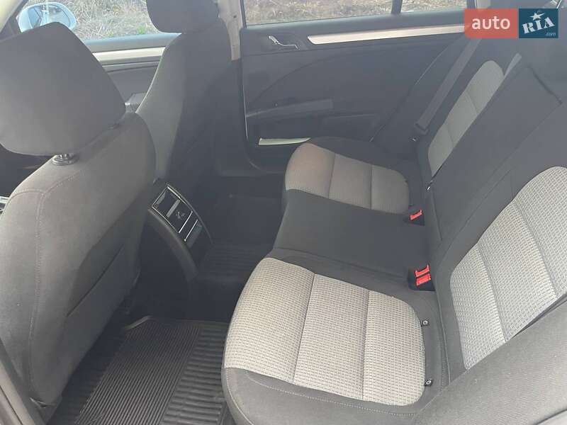 Универсал Skoda Superb 2010 в Львове