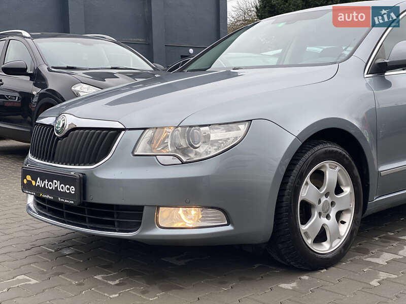 Ліфтбек Skoda Superb 2009 в Луцьку