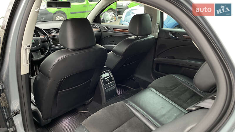 Ліфтбек Skoda Superb 2009 в Луцьку