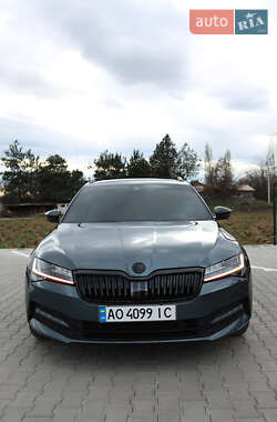 Универсал Skoda Superb 2019 в Виноградове