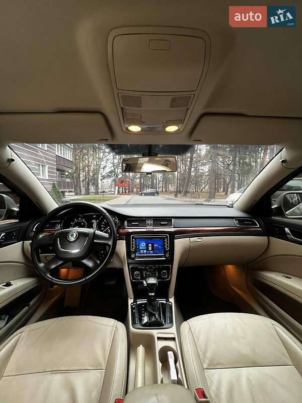 Ліфтбек Skoda Superb 2009 в Чернігові