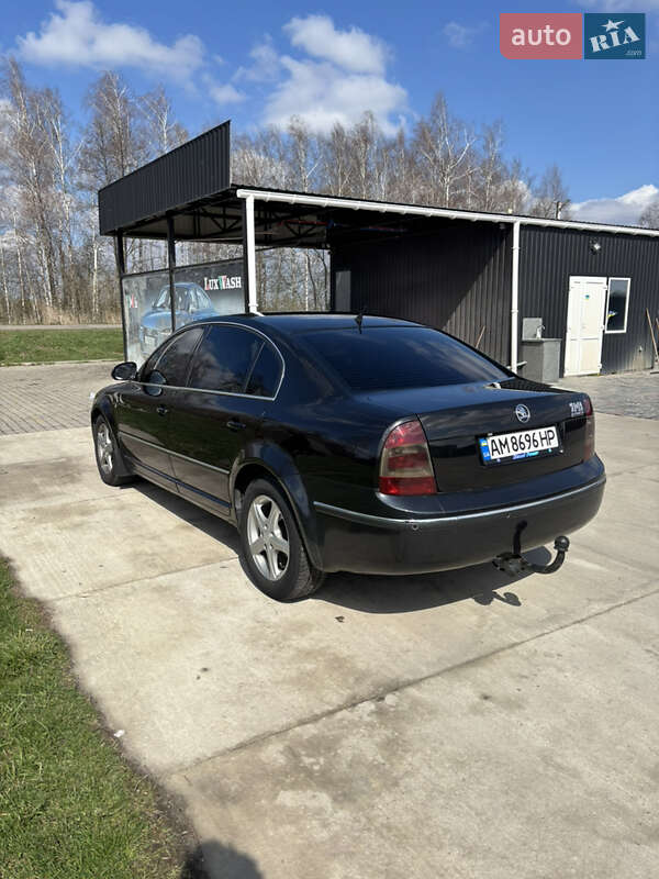 Ліфтбек Skoda Superb 2006 в Житомирі