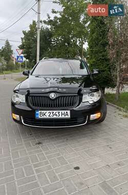 Универсал Skoda Superb 2010 в 