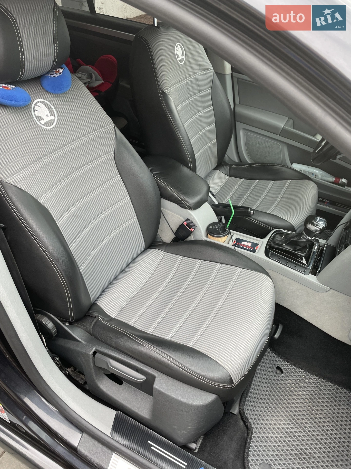 2010 Skoda Superb - мініатюра 7