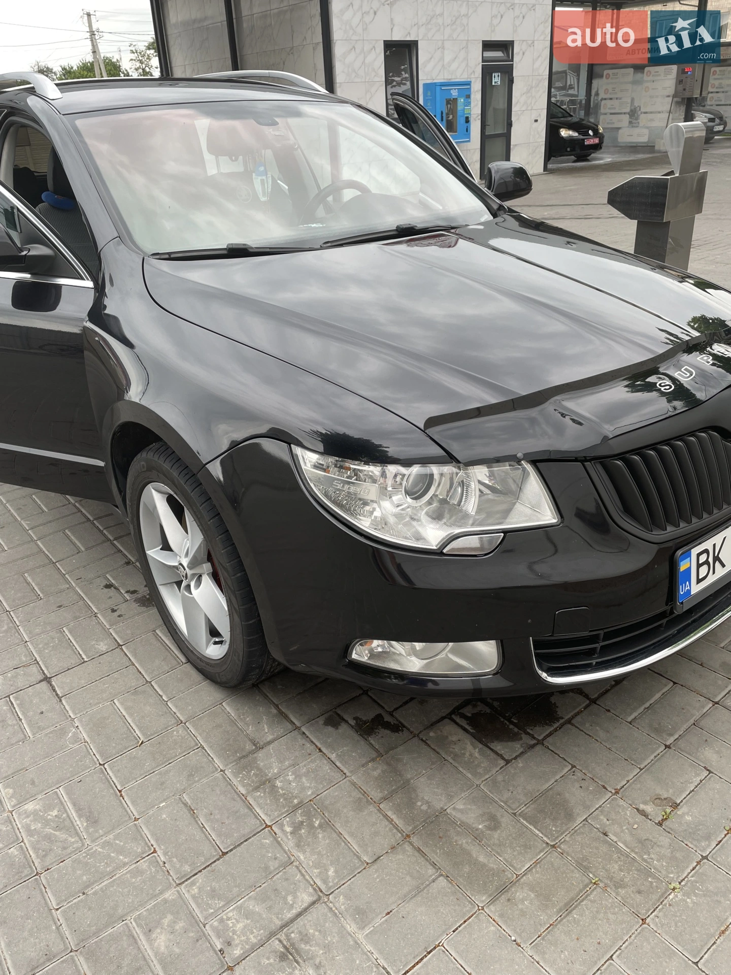 2010 Skoda Superb - мініатюра 13