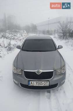 Лифтбек Skoda Superb 2009 в 