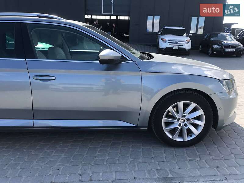 Универсал Skoda Superb 2015 в Львове