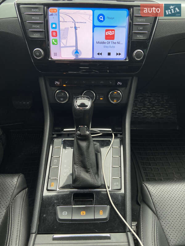 Универсал Skoda Superb 2016 в Нововолынске