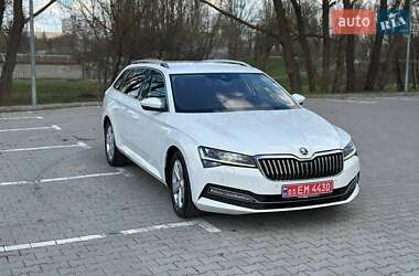 Універсал Skoda Superb 2019 в 