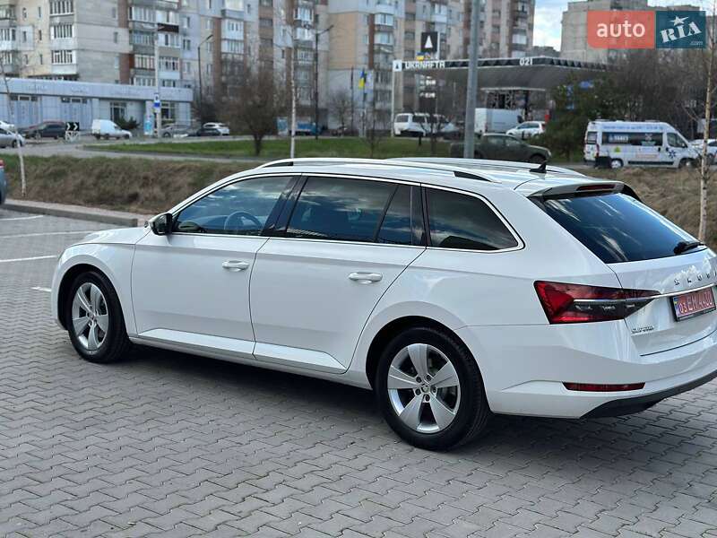Універсал Skoda Superb 2019 в Хмельницькому