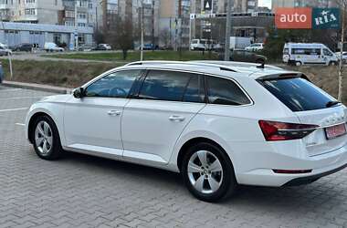 Універсал Skoda Superb 2019 в 