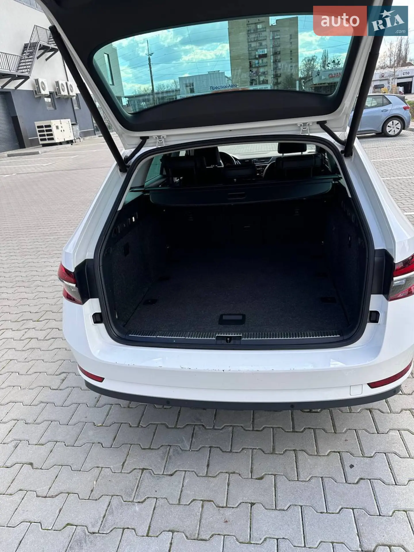 2019 Skoda Superb - мініатюра 13