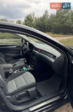 Лифтбек Skoda Superb 2008 в 