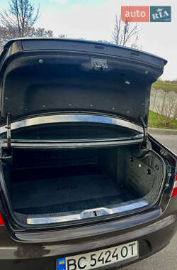 Ліфтбек Skoda Superb 2012 в 