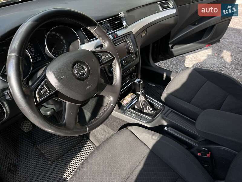 Ліфтбек Skoda Superb 2013 в Славуті